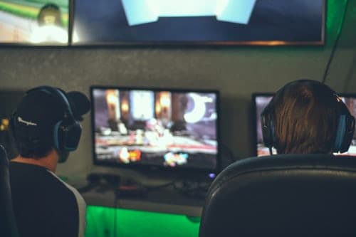 Valorants gameplay is a mix between CS:GO and Overwatch. It also includes tactical elements from League of Legends